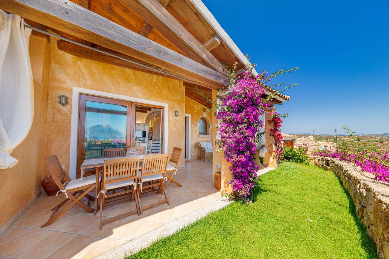 Villa Con Vista Porto San Paolo Loiri Porto San Paolo Exterior foto